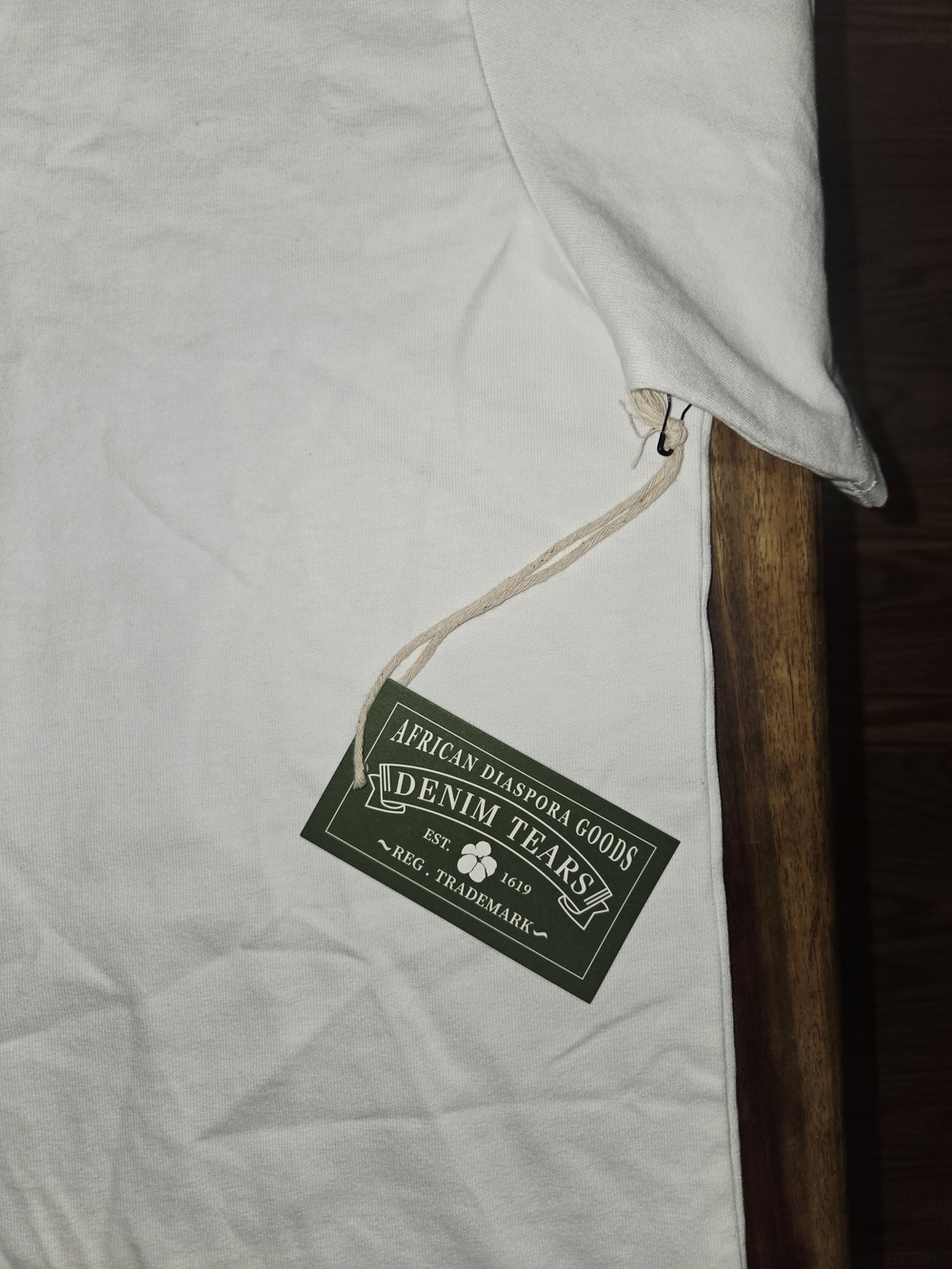 Denim Tears Men's White Graphic Crewneck T-Shirt. Size Large - Picture 3 of 8